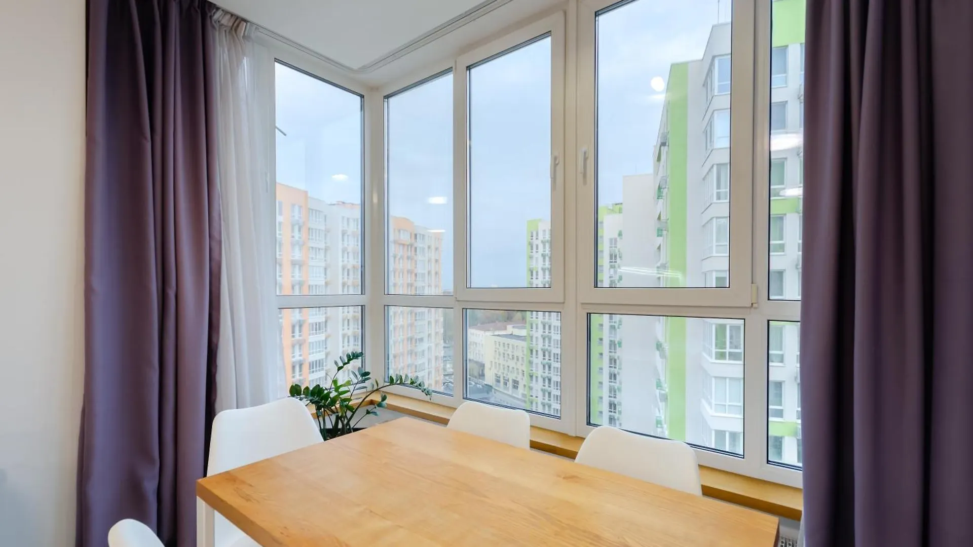 Apartamento Petrovdom 129-179-191-131 In Rc Nivki Park Space Meets Comfort Kiev Ucrania
