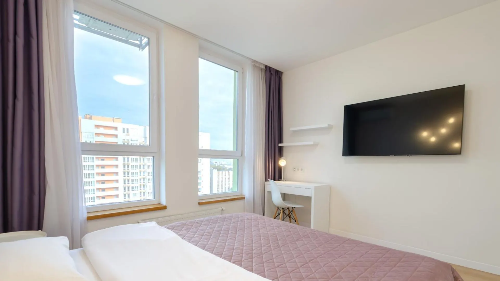 Apartamento Petrovdom 129-179-191-131 In Rc Nivki Park Space Meets Comfort Kiev Ucrania
