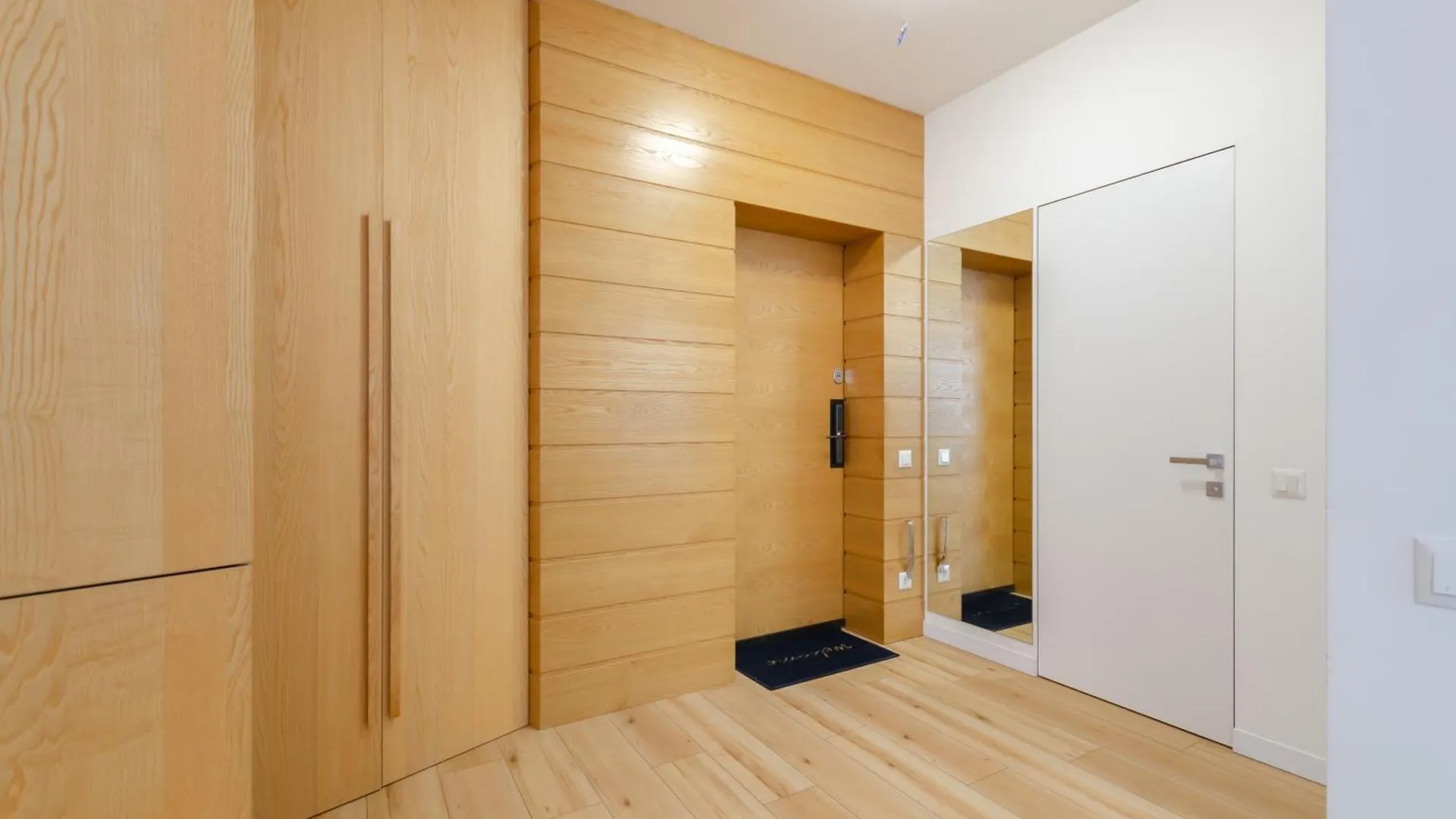 Petrovdom 129-179-191-131 In Rc Nivki Park Space Meets Comfort Kiev Apartamento