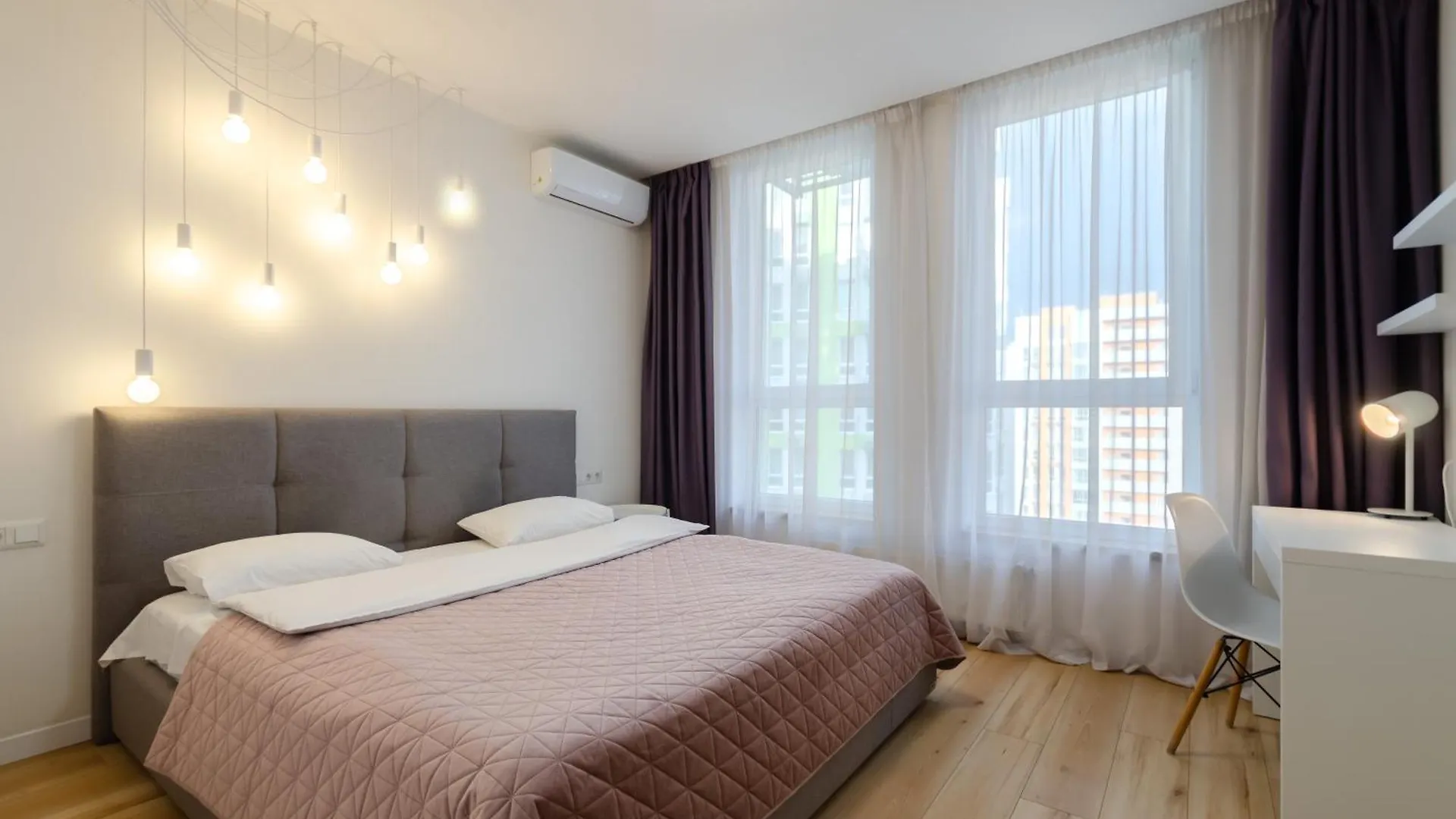 Petrovdom 129-179-191-131 In Rc Nivki Park Space Meets Comfort Kiev Apartamento