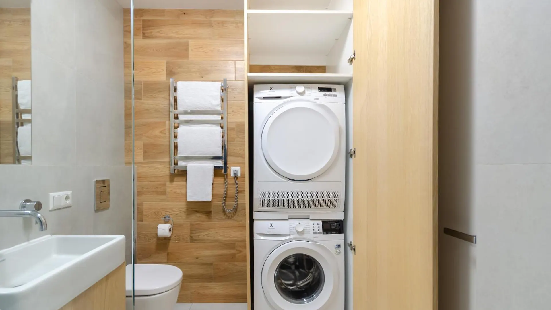 Apartamento Petrovdom 129-179-191-131 In Rc Nivki Park Space Meets Comfort Kiev Ucrania